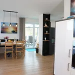Holiday home Am Kutterhafen 25 - Stindt's Deichhues